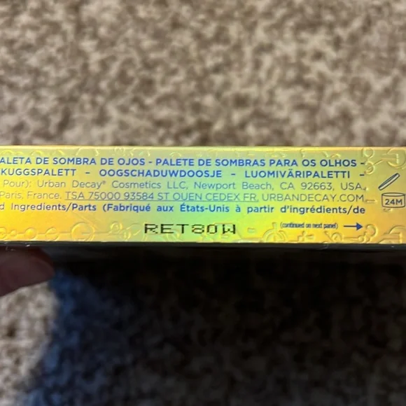 Urban Decay Eternals eyeshadow palette - Picture 5 of 9